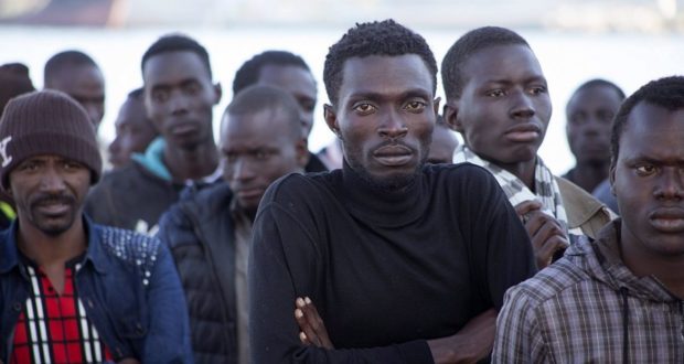 Gyilkos, erőszakos migránsok! Még a szemük se áll jól, ezektől maradjunk távol! Ezek minden baj forrása! Kép: Hirmagazin.eu