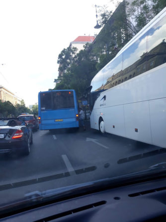 Budapesti közlekedés. Kék buszok. Kép: Hirmagazin.eu