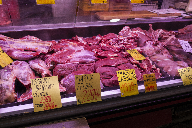 Génkezelt húst eszünk anélkül, hogy tudnánk róla