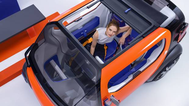 Jogosítvány nélkül is vezethető városi villanyautót dob piacra a Citroën - VIDEÓ 2