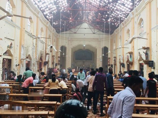 Drámai látvány ennyi maradt a felrobbantott Srí Lanka-i templomból